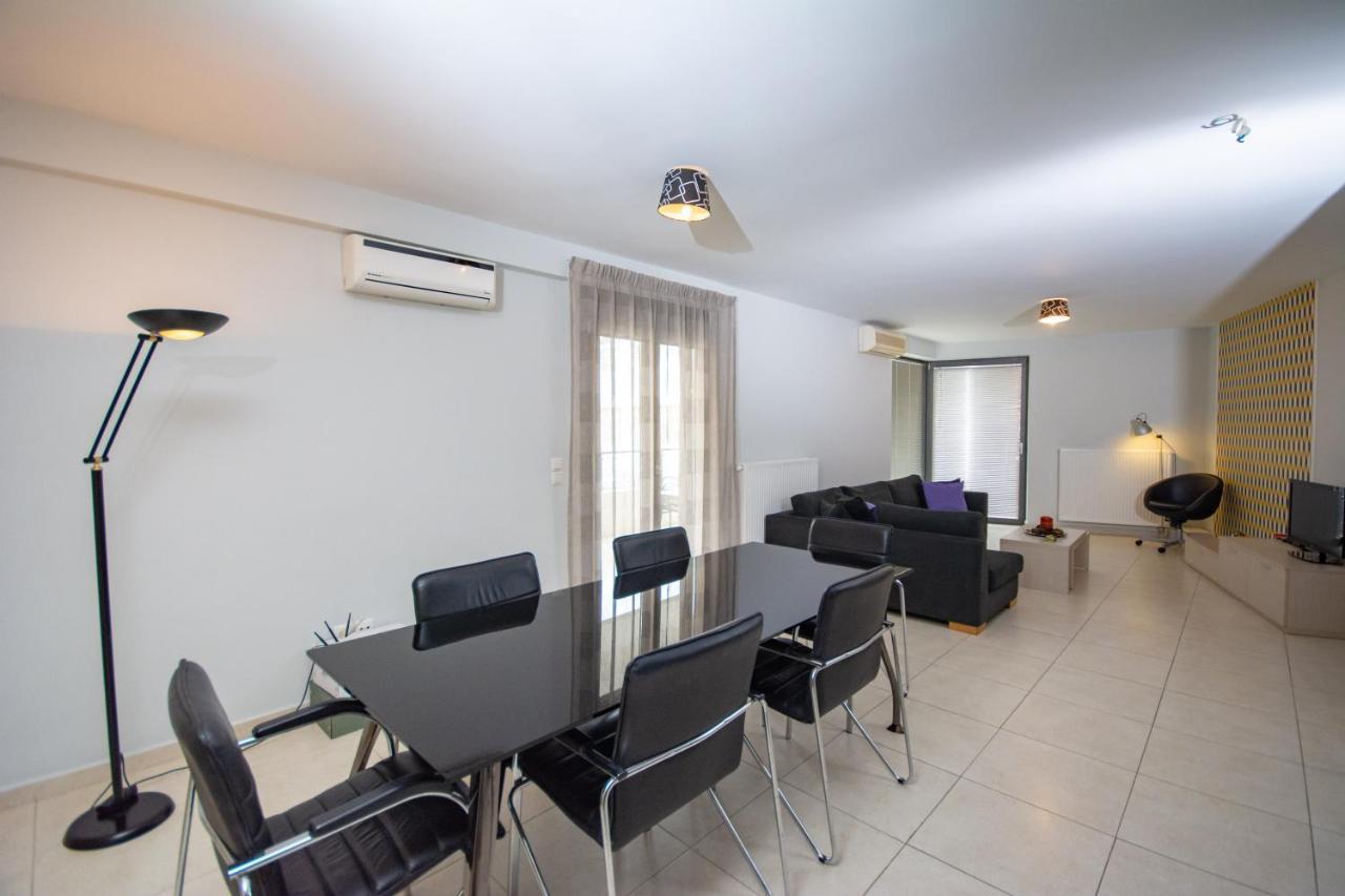 Spacious Fully Equipped 3Bd 2Bath Apt In The Heart Of City With Balconies Ac And Fast Wifi #2 Kandiye Dış mekan fotoğraf