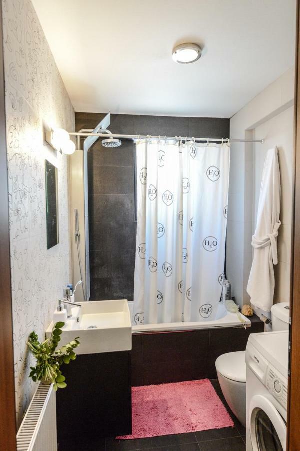 Spacious Fully Equipped 3Bd 2Bath Apt In The Heart Of City With Balconies Ac And Fast Wifi #2 Kandiye Dış mekan fotoğraf