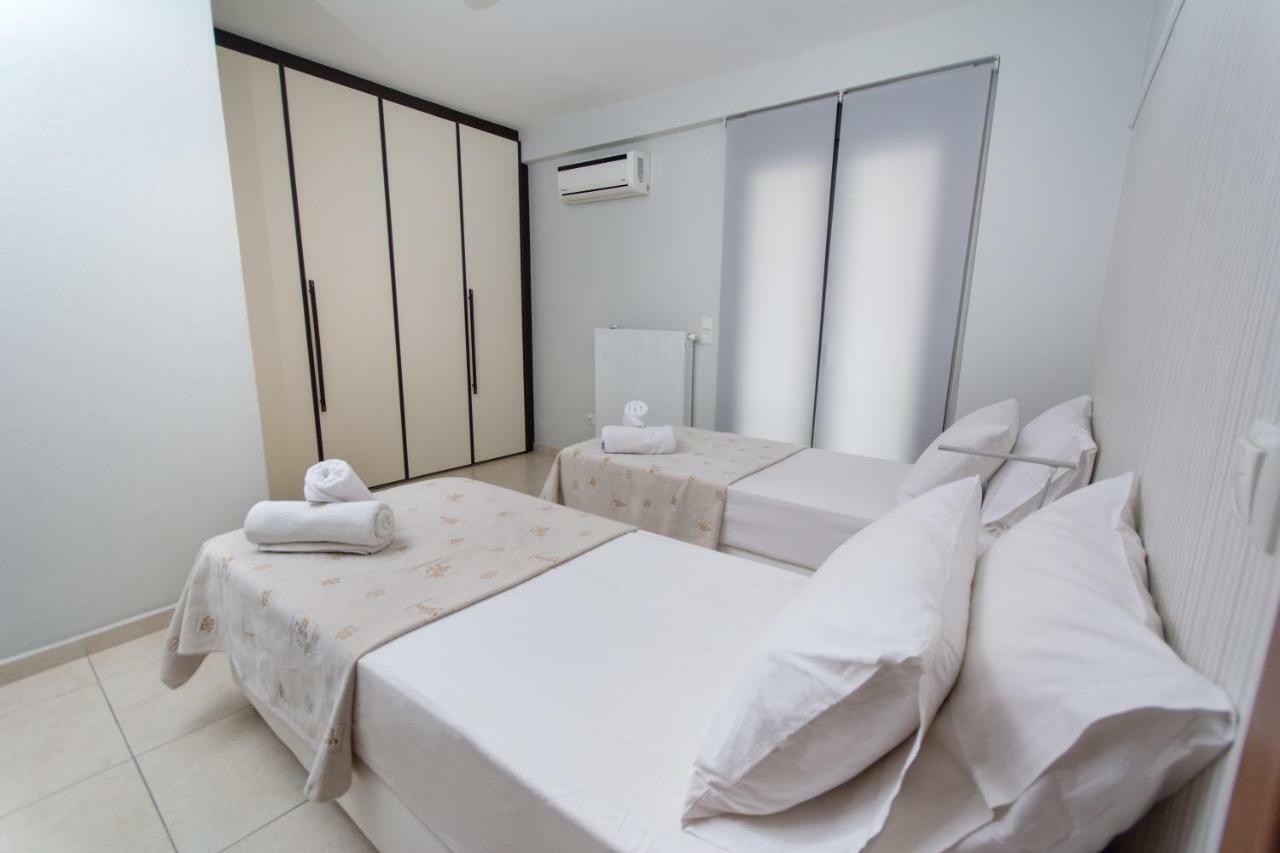 Spacious Fully Equipped 3Bd 2Bath Apt In The Heart Of City With Balconies Ac And Fast Wifi #2 Kandiye Dış mekan fotoğraf